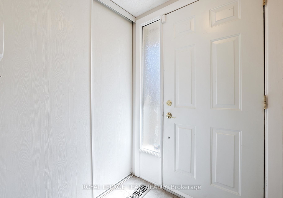 2942-fairlea-crescent-ottawa-ontario-x13734896