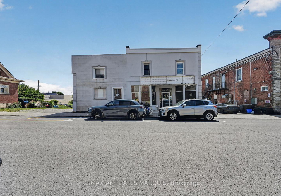 3-william-street-e-smiths-falls-ontario-x13735044