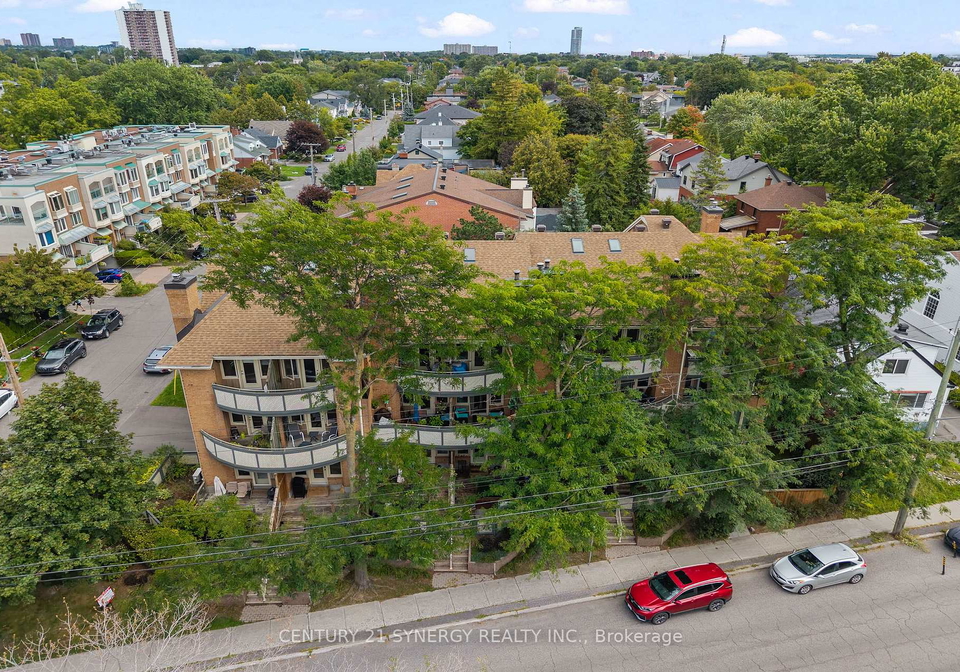 2-columbus-avenue-ottawa-ontario-x13735054