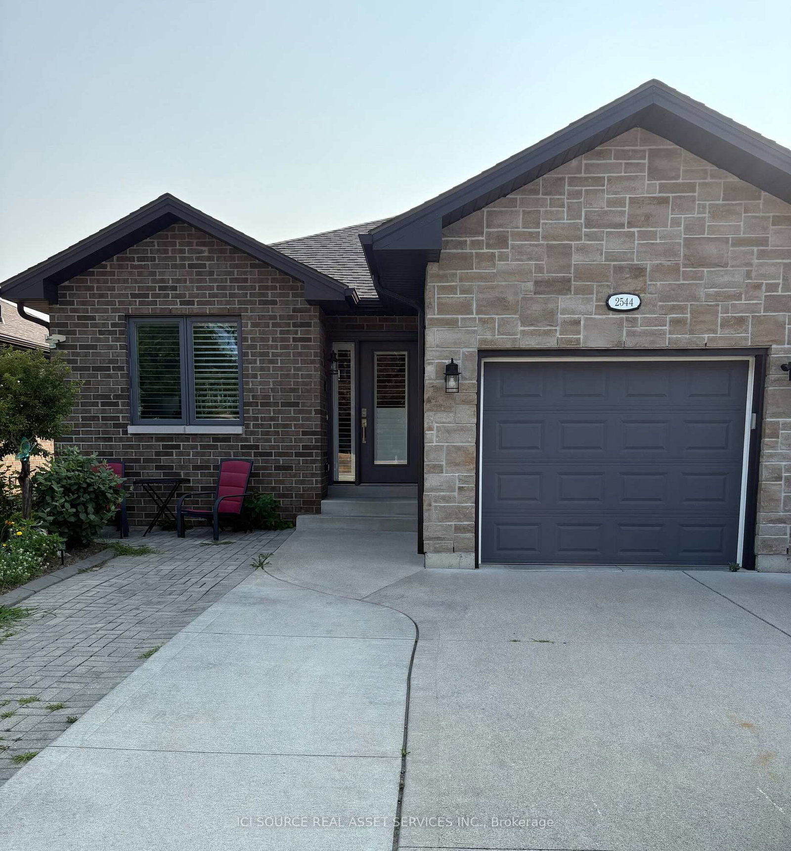 2544-pillette-road-windsor-ontario-x13735102