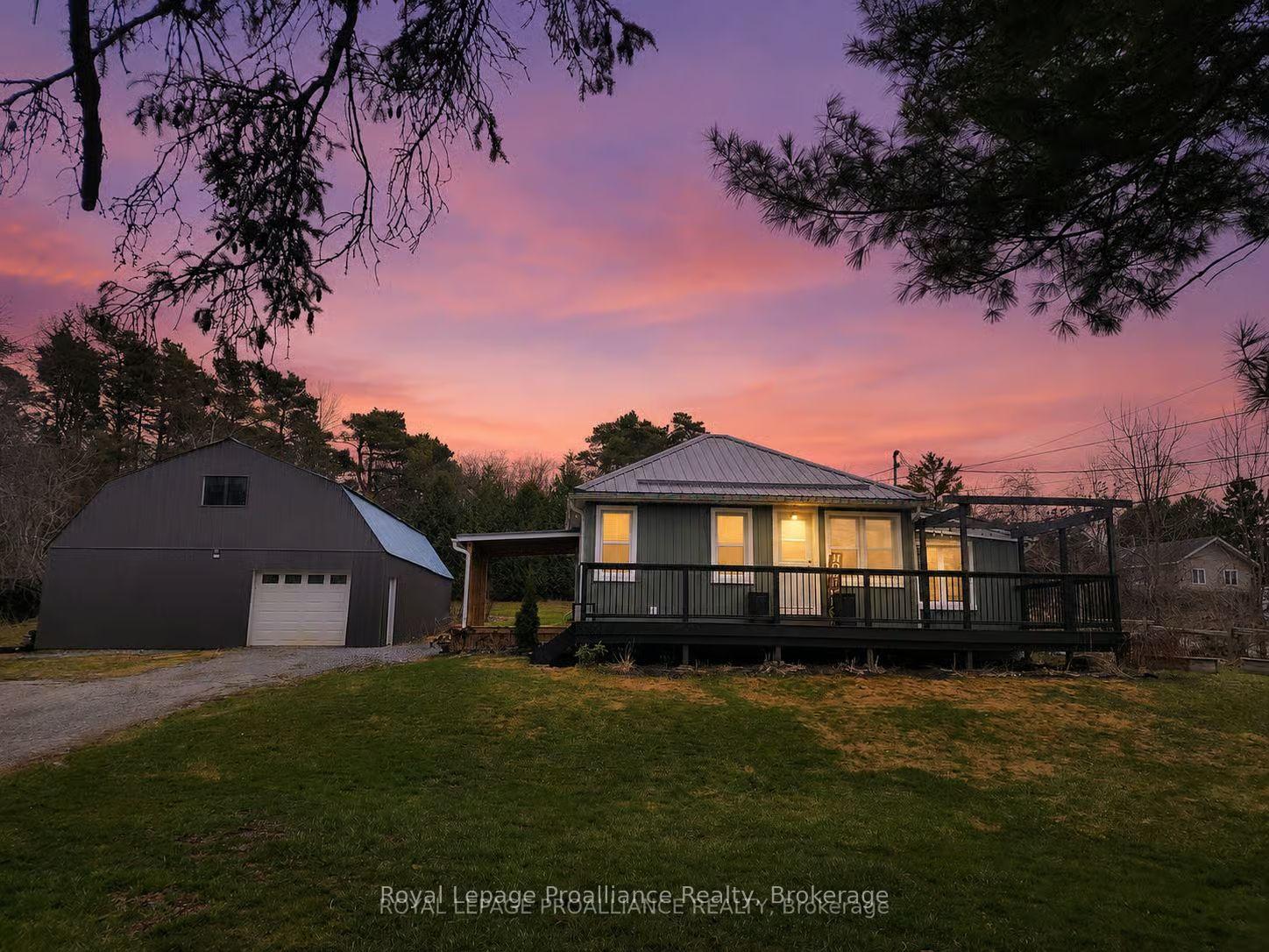 2307-county-road-3-prince-edward-county-ontario-x13735184