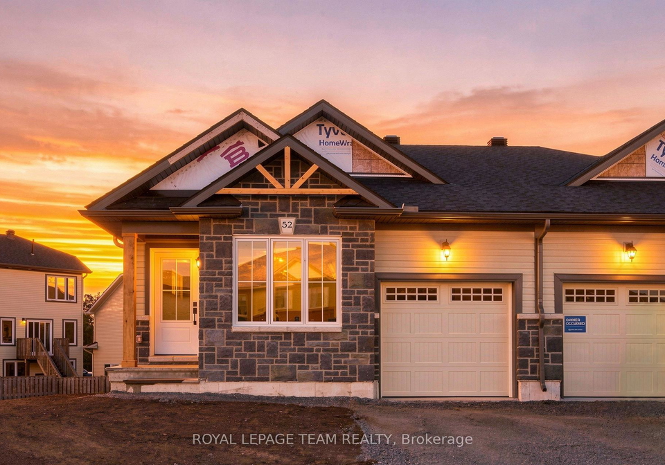52-whitcomb-crescent-smiths-falls-ontario-x13735322