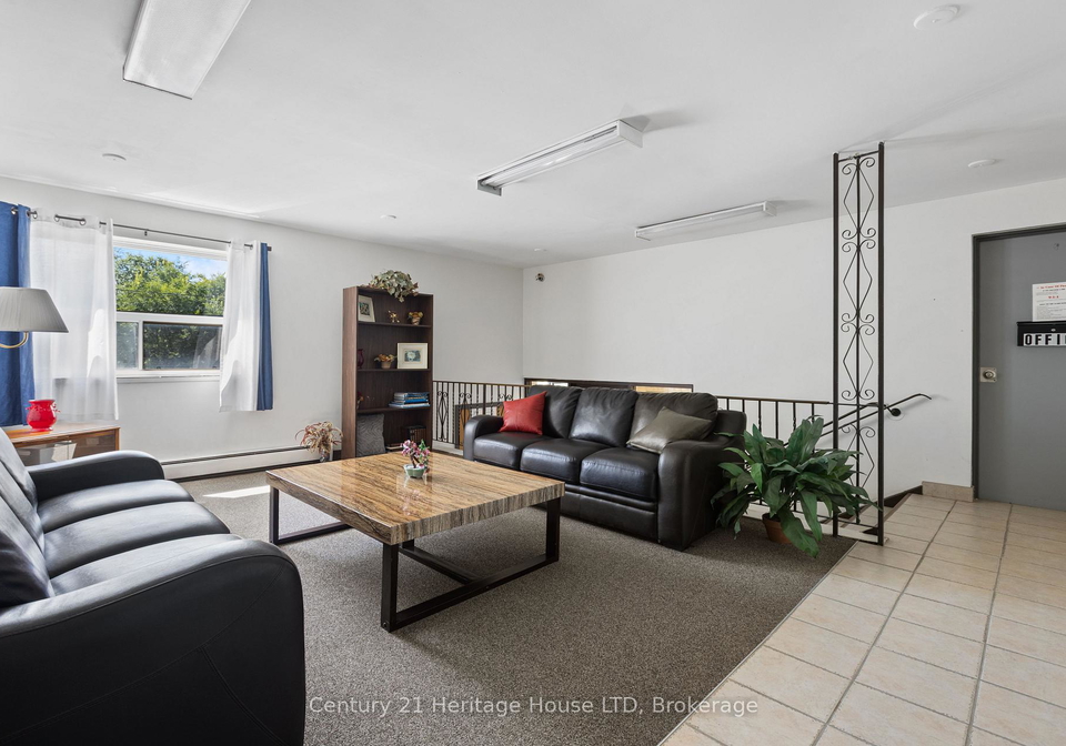 242-oakdale-avenue-st-catharines-ontario-x13735428