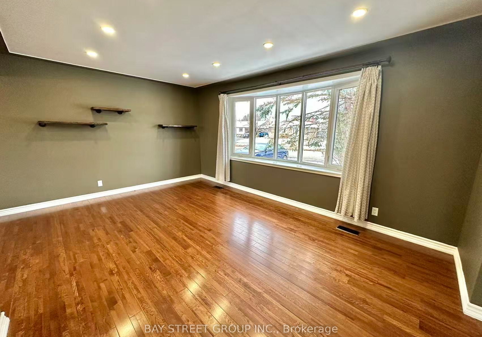 49-howland-drive-kitchener-ontario-x13735500