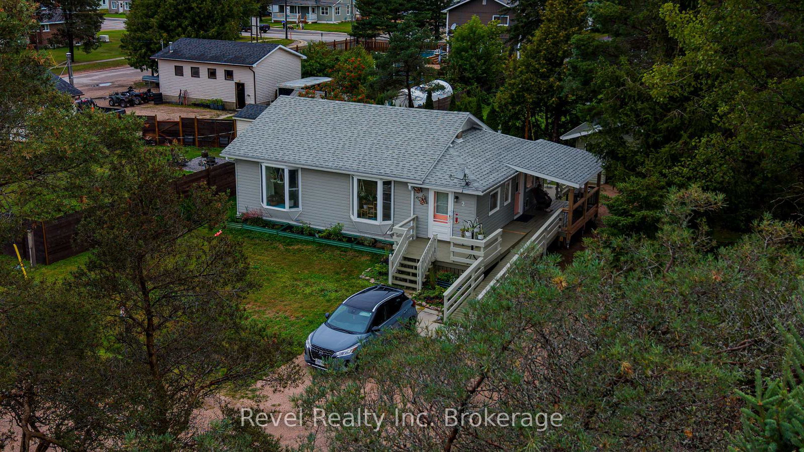 2-lincoln-avenue-south-river-ontario-x13735536