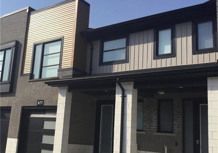 west-village-square-london-north-ontario-x13735592