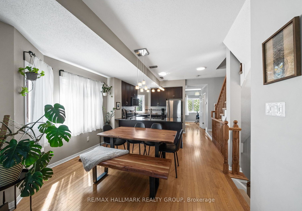 49-jardin-private-ottawa-ontario-x13735606