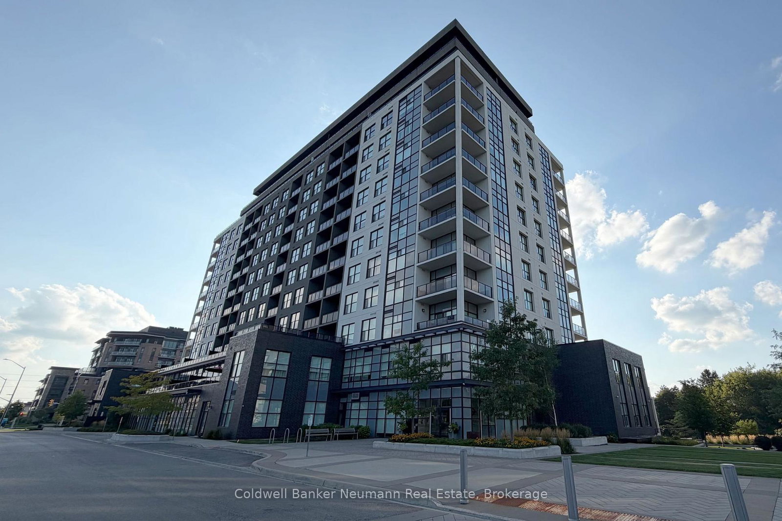 1878-gordon-street-guelph-ontario-x13735678