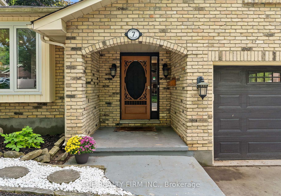7-somerset-crescent-london-south-ontario-x13735910