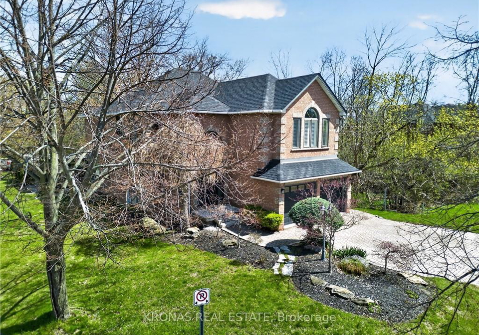 85-waterford-crescent-hamilton-ontario-x13735942