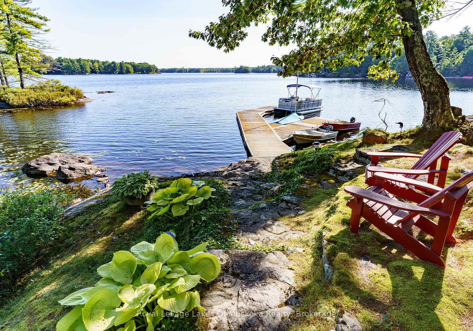 27-island-2ml-gravenhurst-ontario-x13736048
