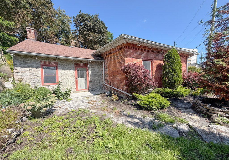 6-willard-street-belleville-ontario-x13736090