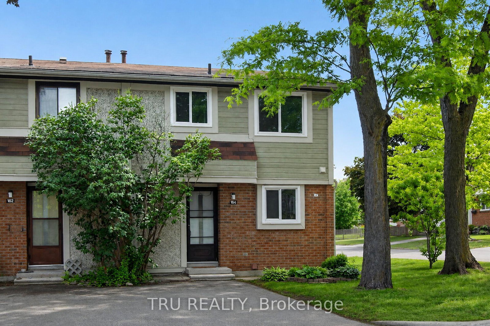 16-164-barrow-crescent-kanata-ontario-x13736180
