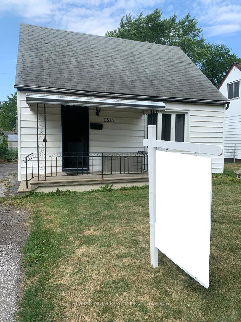 1315-partington-avenue-windsor-ontario-x13736234