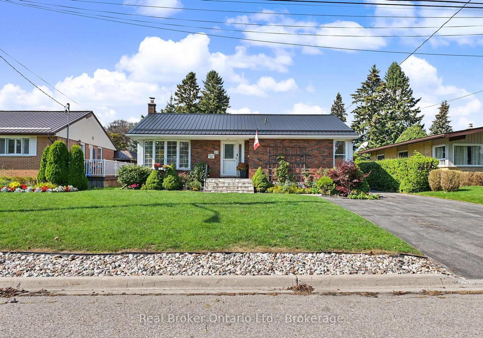 20-freeman-drive-port-hope-ontario-x13736246