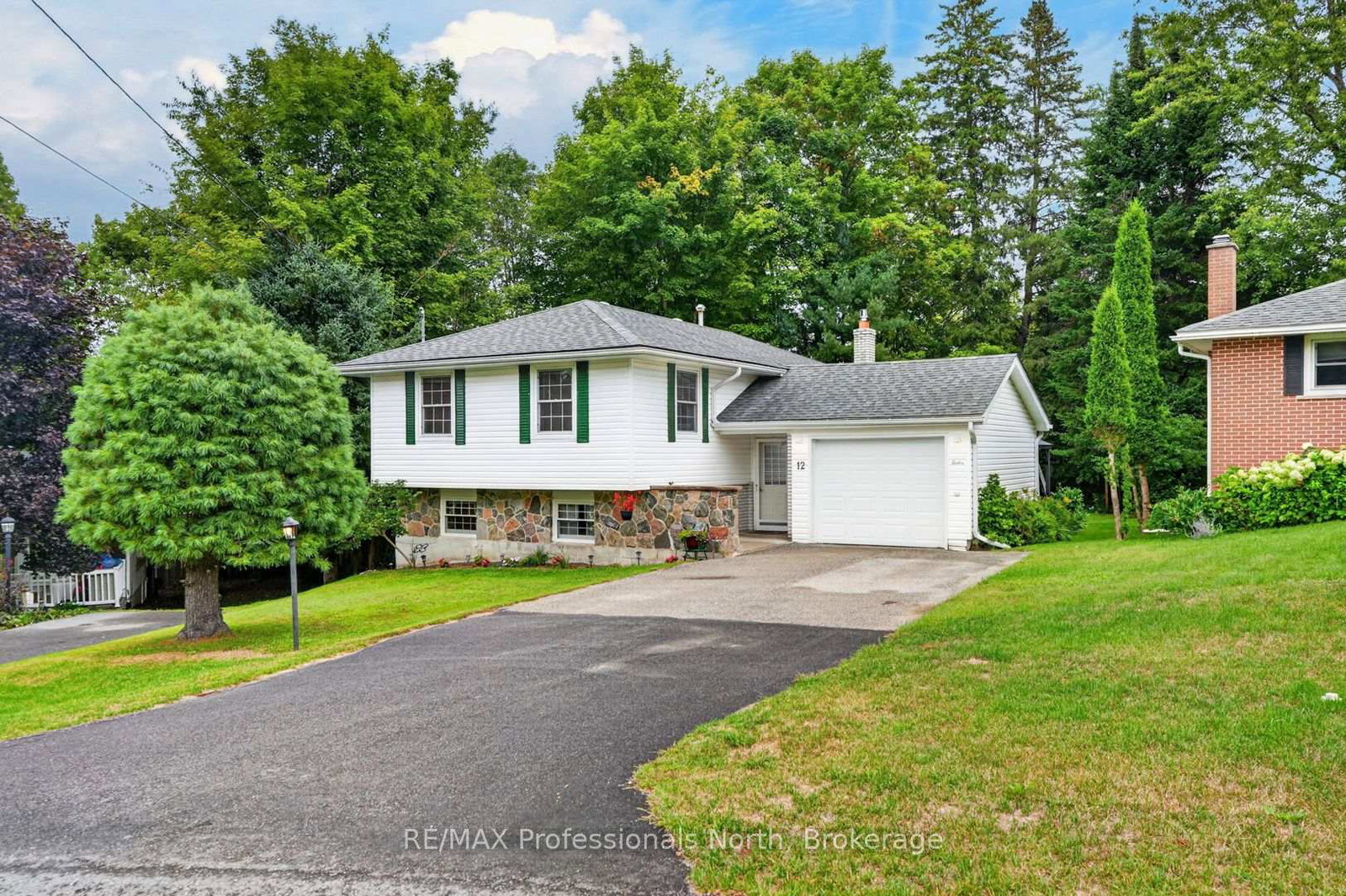 12-anthony-court-huntsville-ontario-x13736328