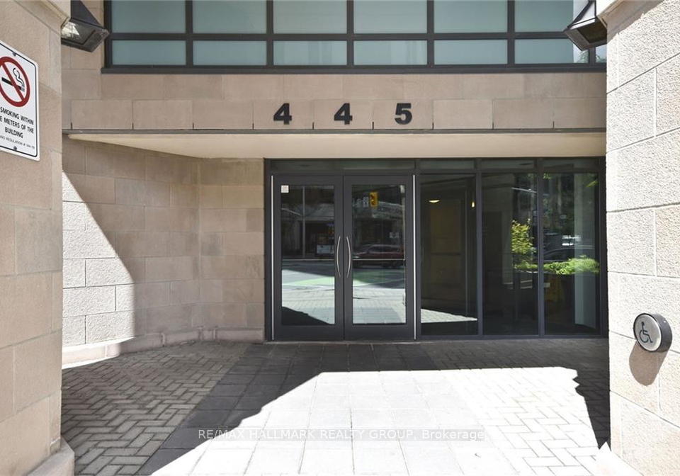 445-laurier-avenue-w-ottawa-ontario-x13736364