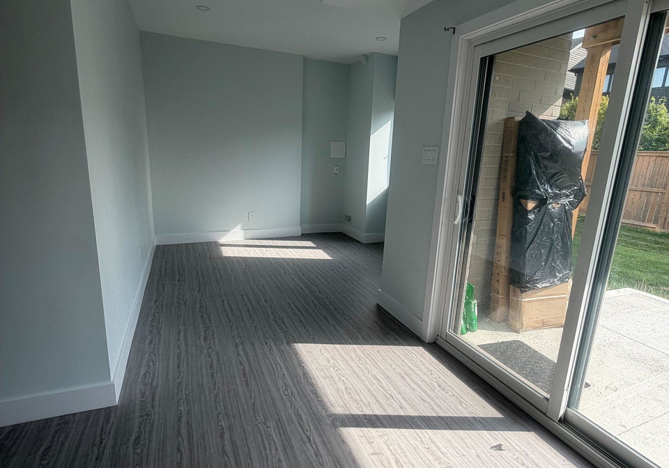45-ferris-circle-guelph-ontario-x13736790