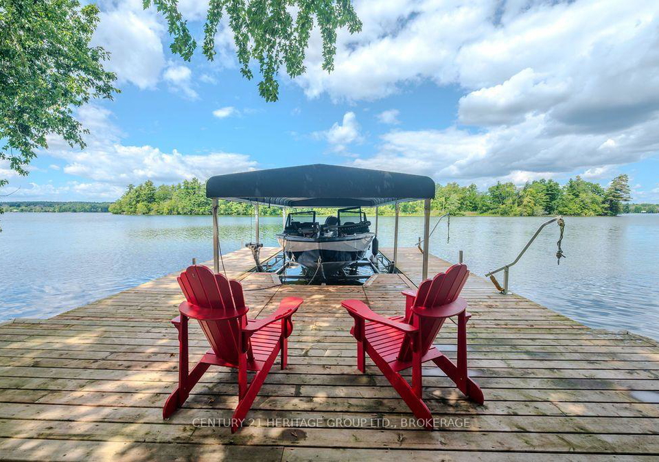 1127-perry-lane-frontenac-ontario-x13736812