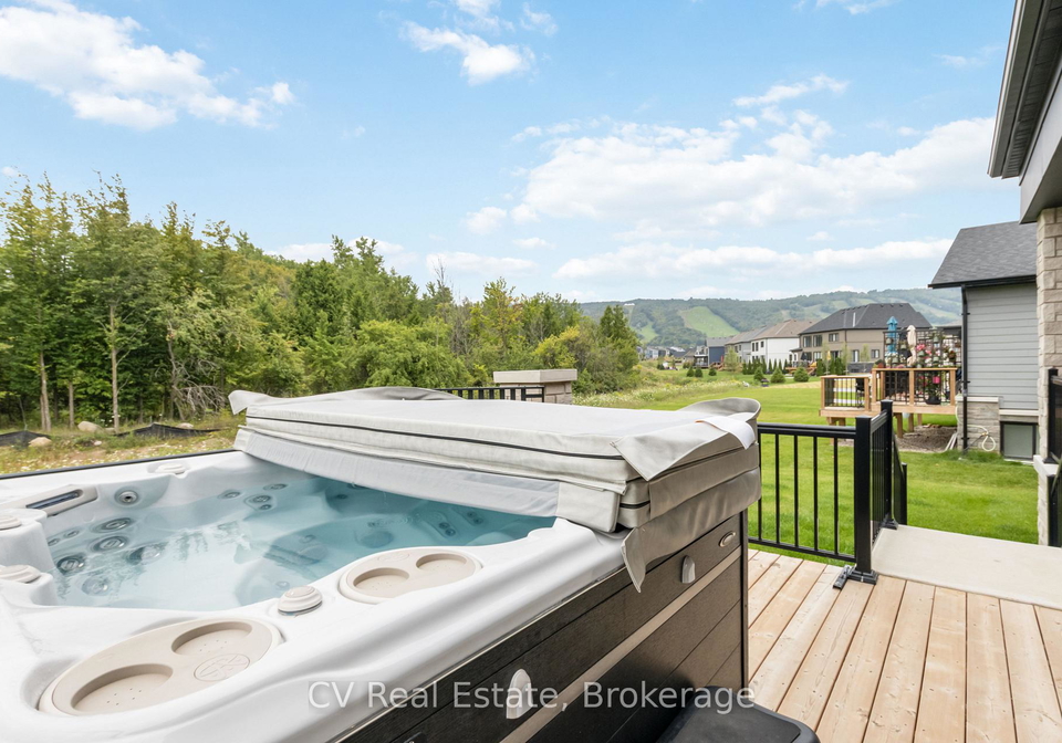 125-stoneleigh-drive-blue-mountains-ontario-x13736870