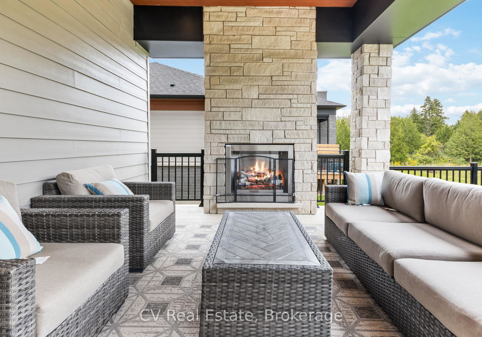 125-stoneleigh-drive-blue-mountains-ontario-x13736870
