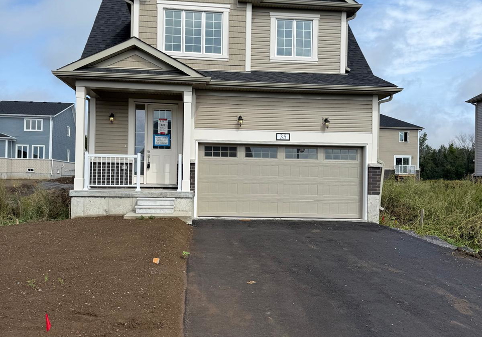 35-royal-oak-crescent-loyalist-ontario-x13736970