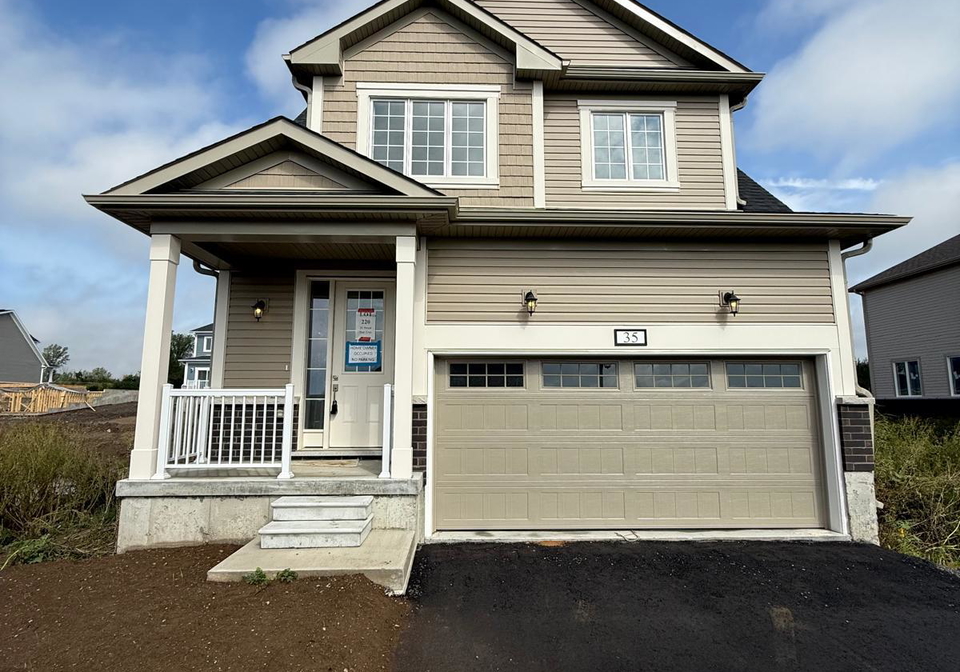 35-royal-oak-crescent-loyalist-ontario-x13736970