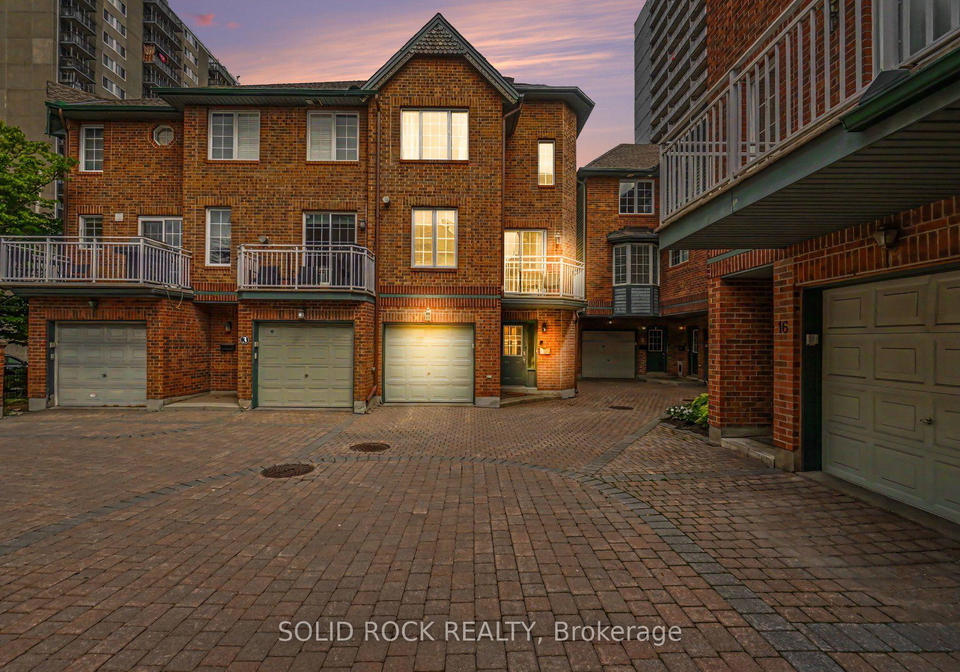 5-beckington-private-ottawa-ontario-x13737144