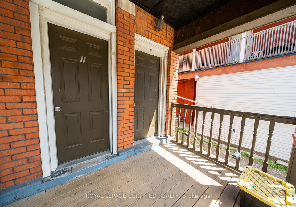 10-fairleigh-avenue-n-hamilton-ontario-x13737250