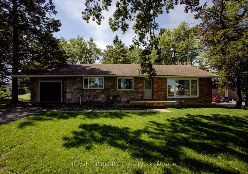 441-smith-street-wellington-north-ontario-x13737370