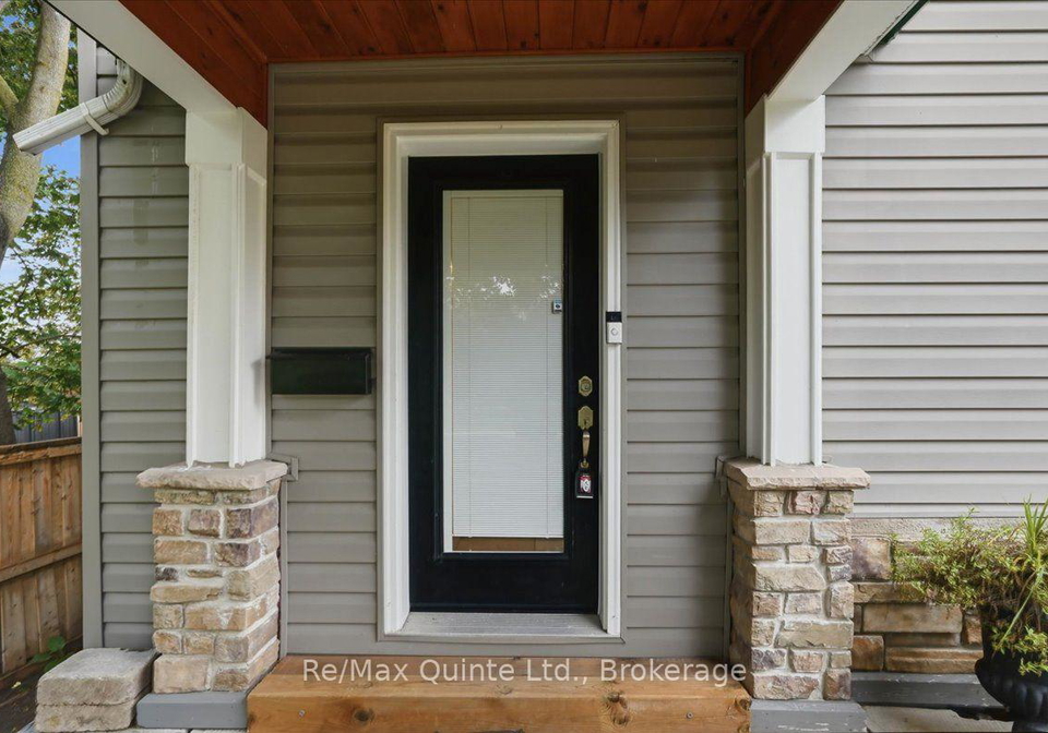 225-bleecker-avenue-belleville-ontario-x13737670