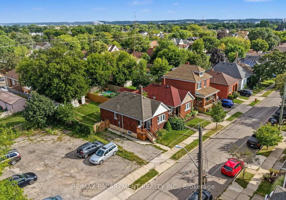 270-weir-street-n-hamilton-ontario-x13737822