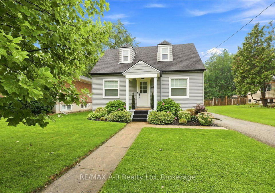 143-britannia-street-stratford-ontario-x13737858