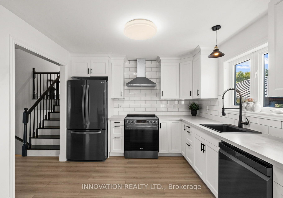 281-greystone-crescent-mississippi-mills-ontario-x13737900