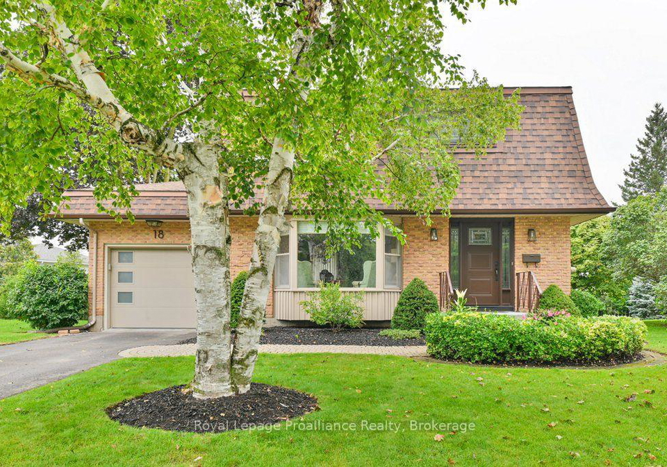 18-conger-place-belleville-ontario-x13737966
