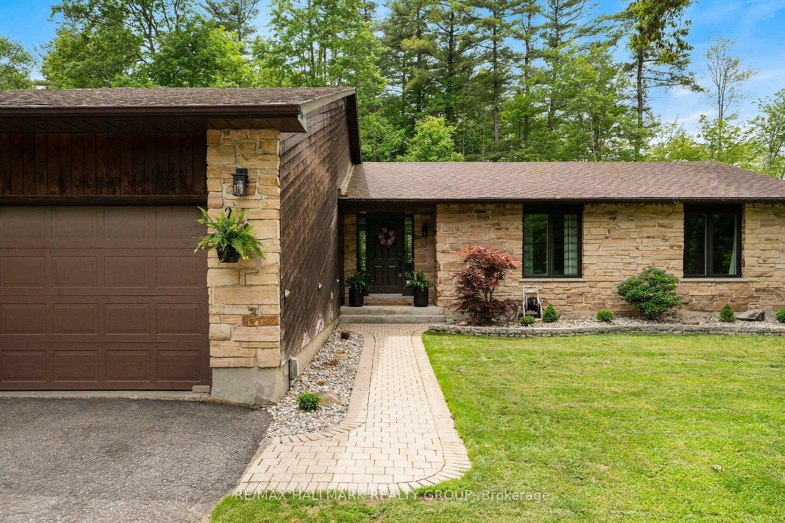 408-yole-crescent-elizabethtown-kitley-ontario-x13738018