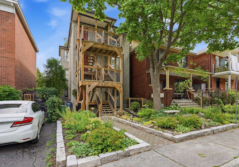 5spadina-avenue-ottawa-ontario-x13738058