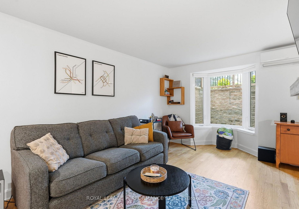 5spadina-avenue-ottawa-ontario-x13738058