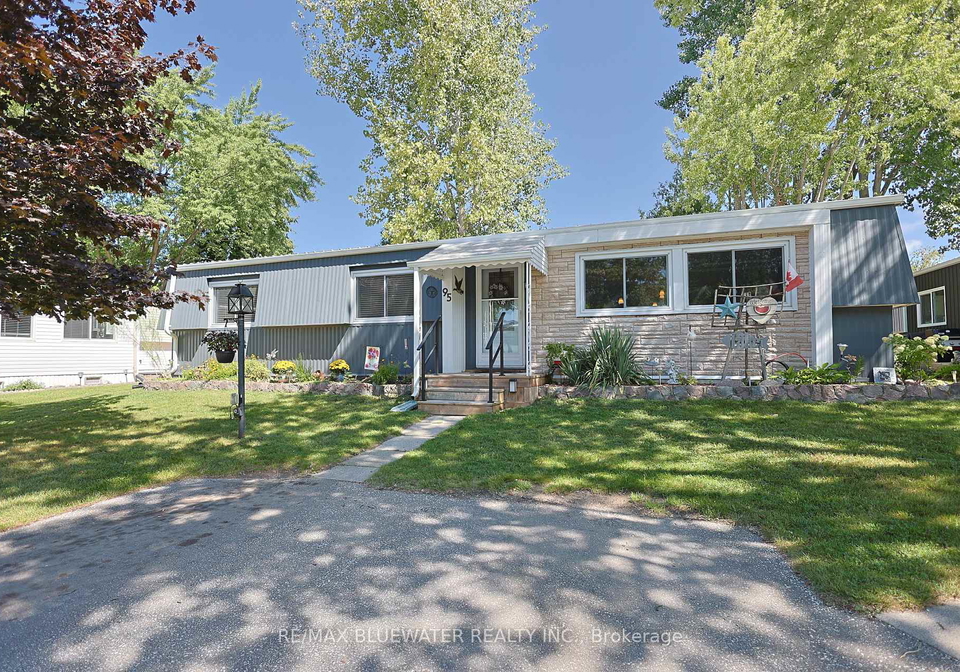 95-shannon-boulevard-south-huron-ontario-x13738104