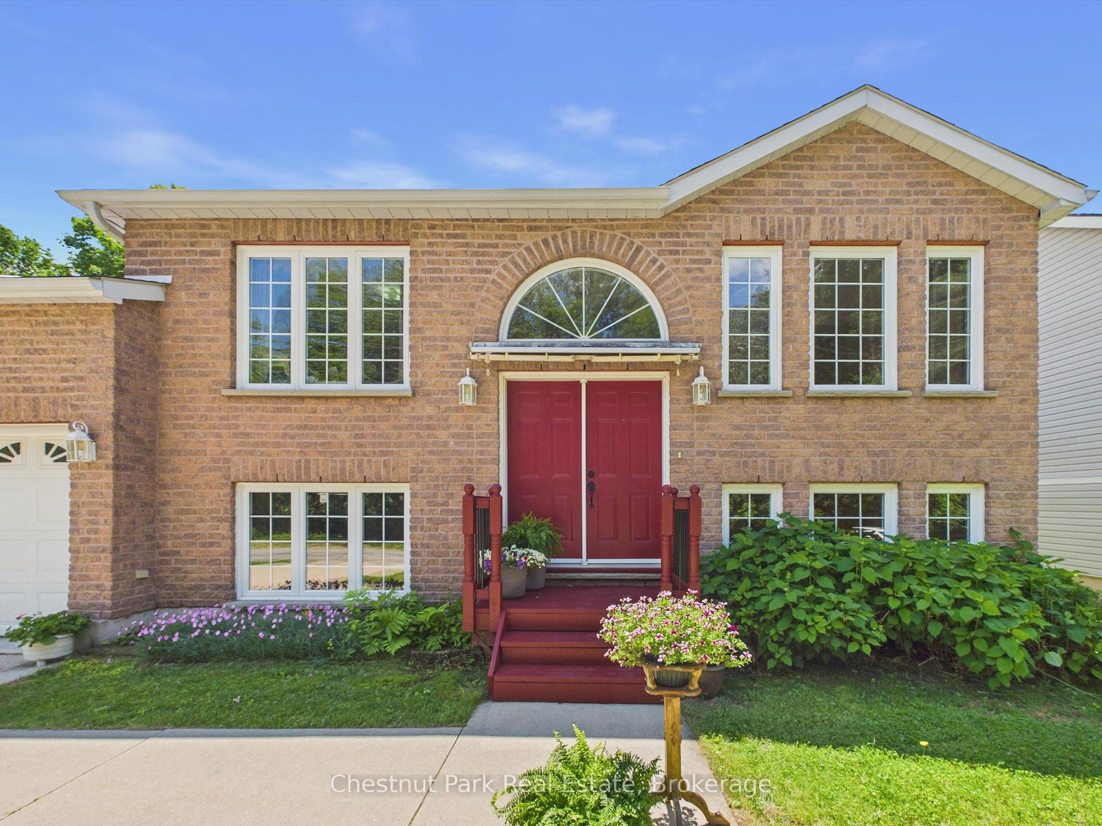 525-lorne-street-gravenhurst-ontario-x13738106