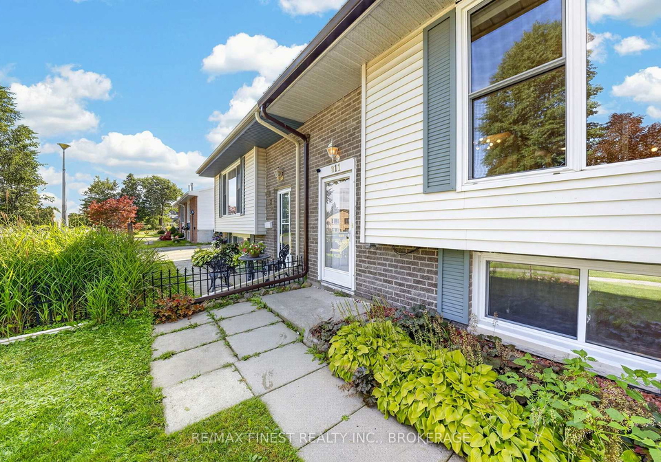 811-cunningham-crescent-brockville-ontario-x13738200
