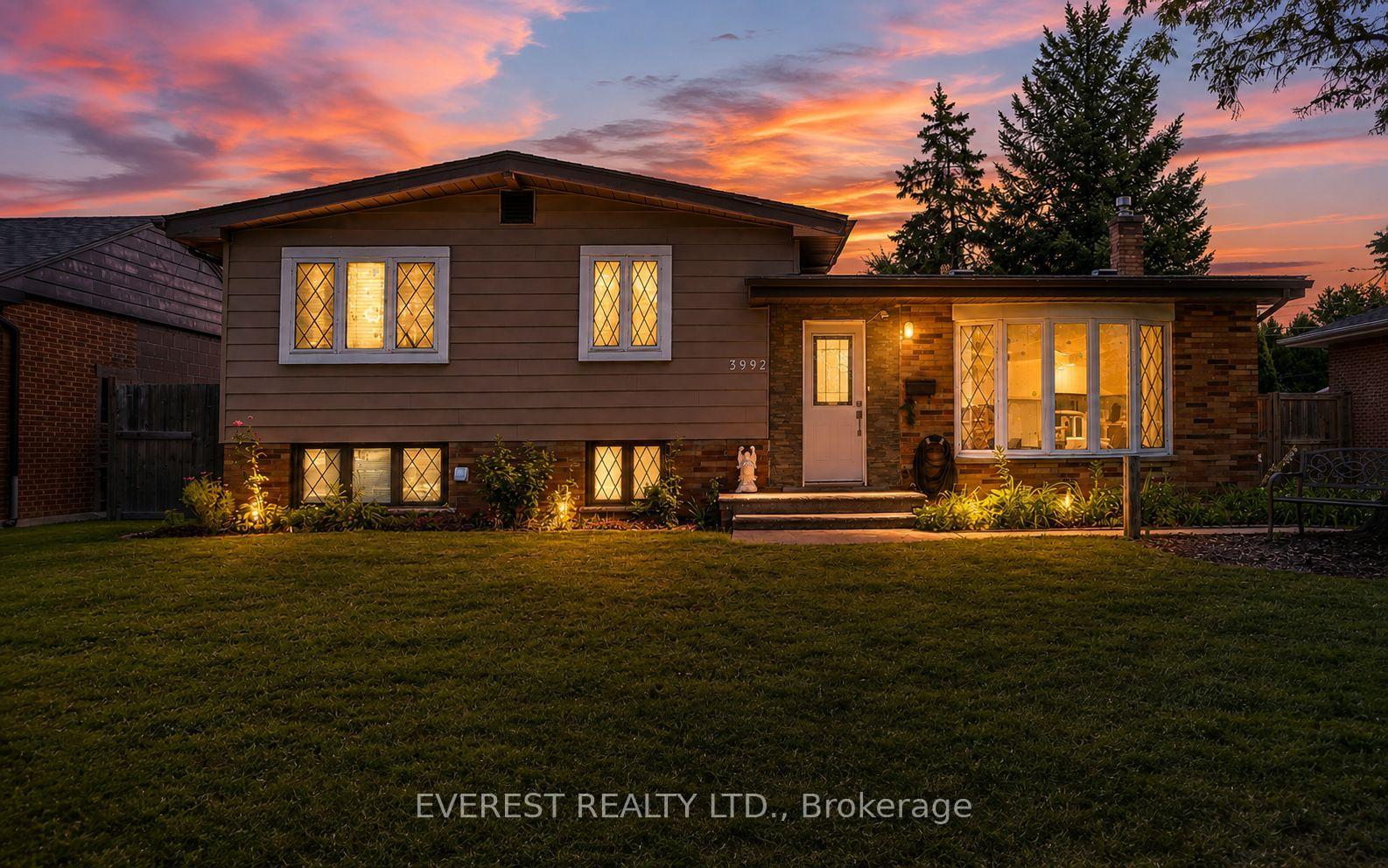 3992-longfellow-avenue-windsor-ontario-x13738248