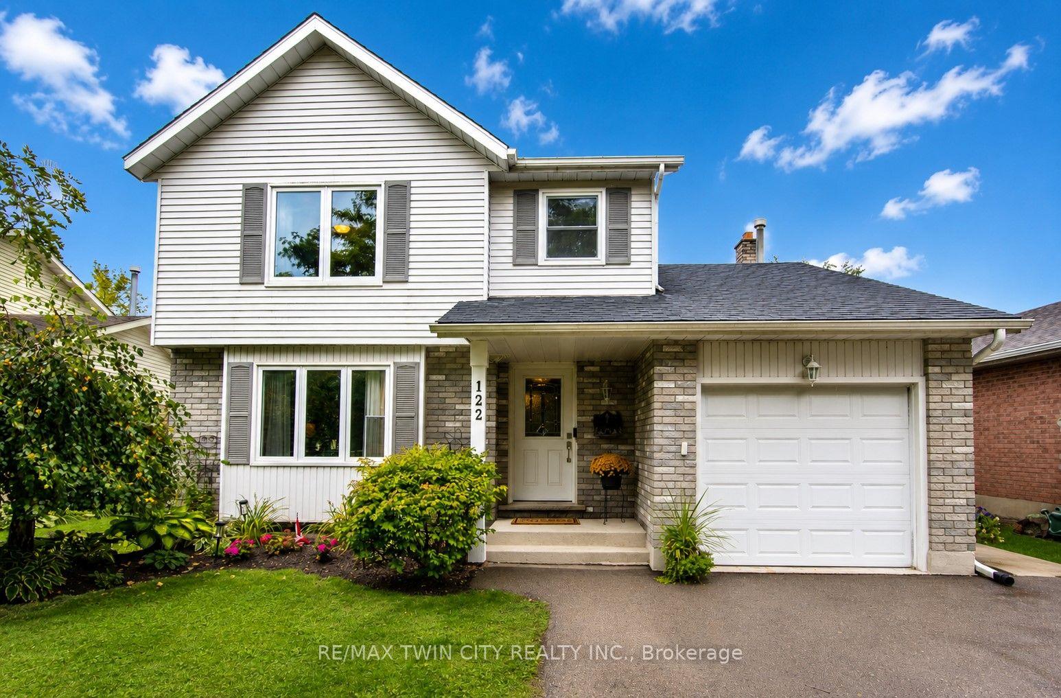 122-bier-crescent-wilmot-ontario-x13738328
