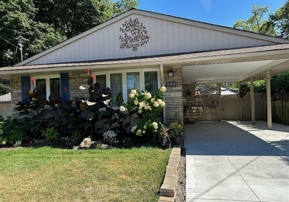 694-niagara-street-st-catharines-ontario-x13738416