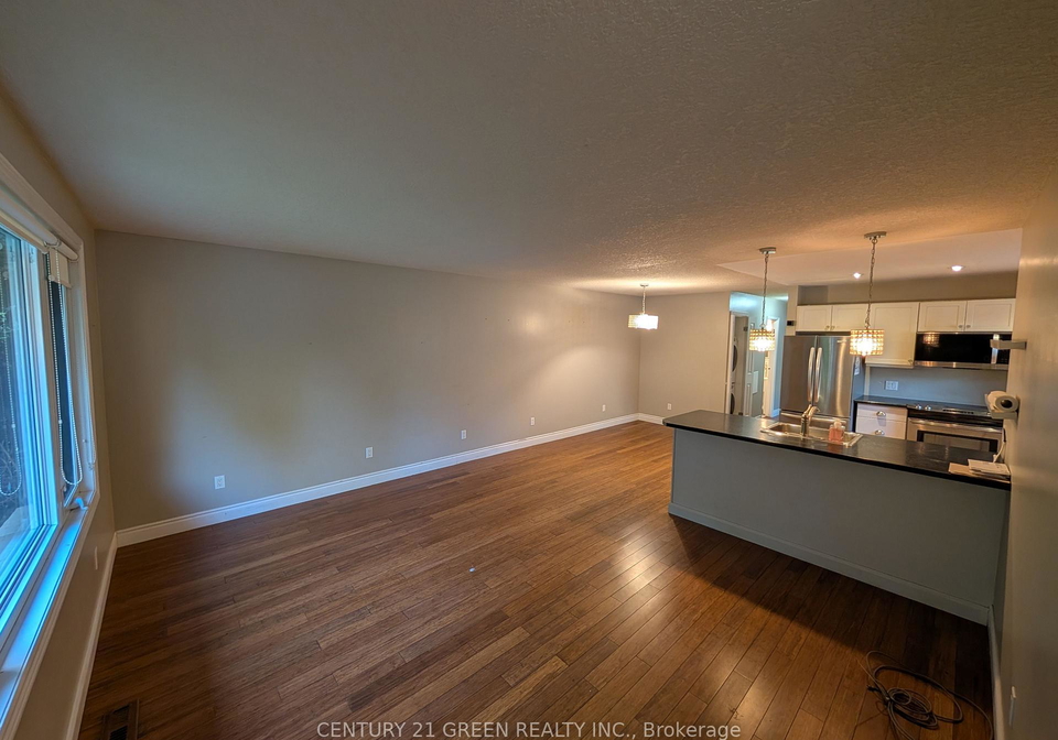 4-wenlock-crescent-london-north-ontario-x13738506