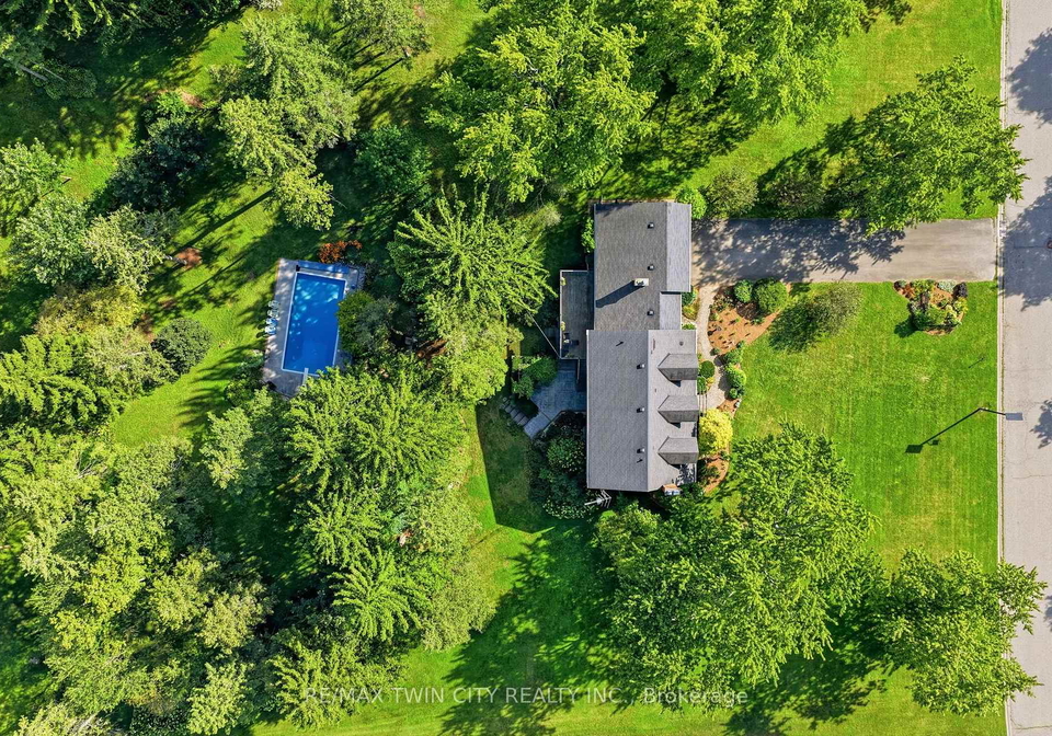 12-highland-drive-brant-ontario-x13739088