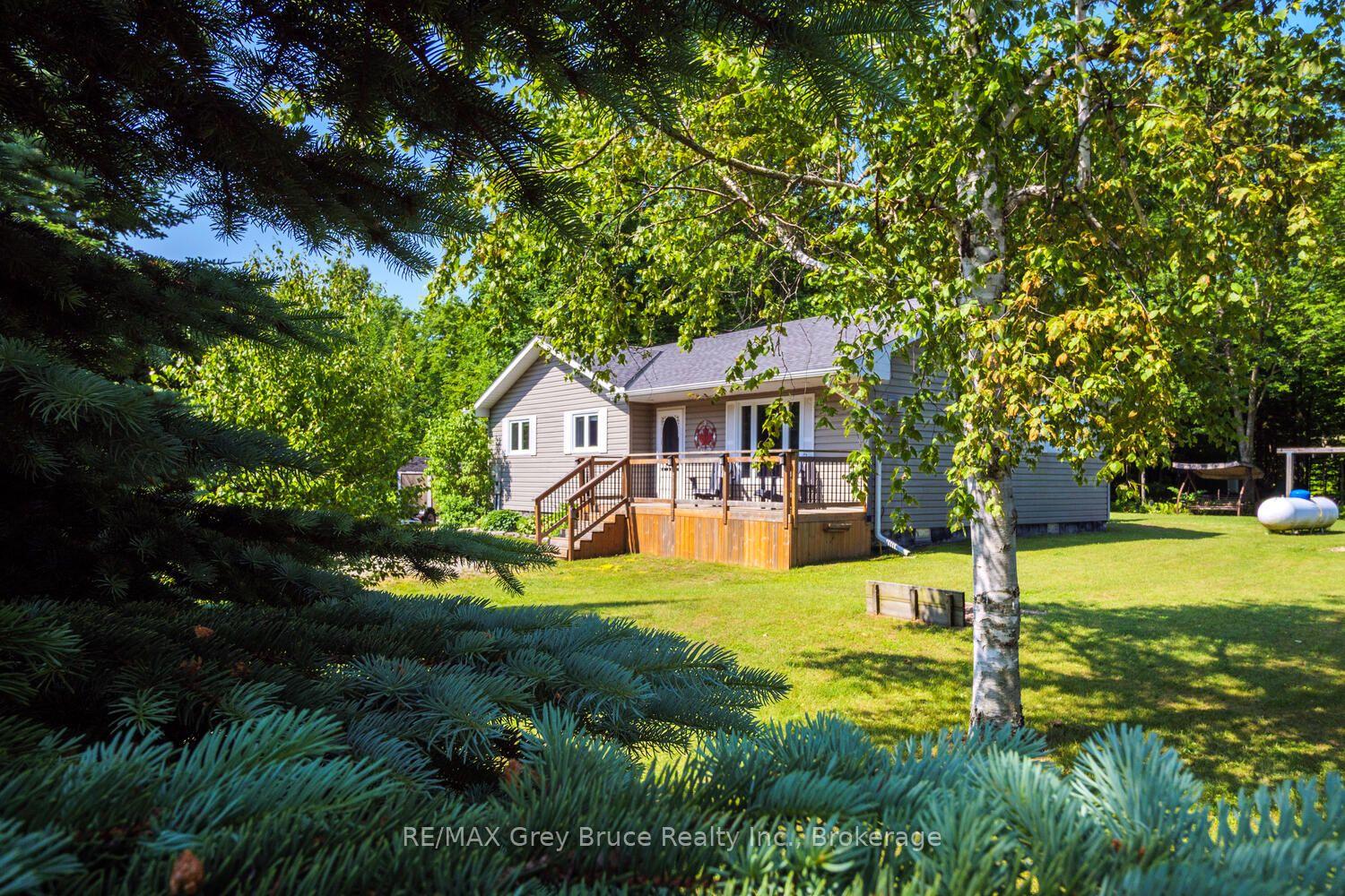 32-sugarbush-road-south-bruce-peninsula-ontario-x13739122