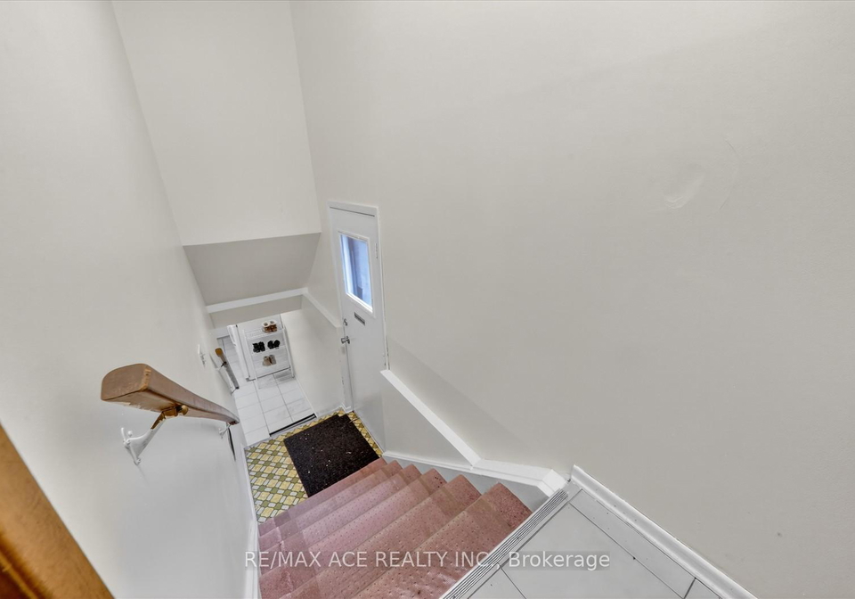 83-ward-avenue-hamilton-ontario-x13739136