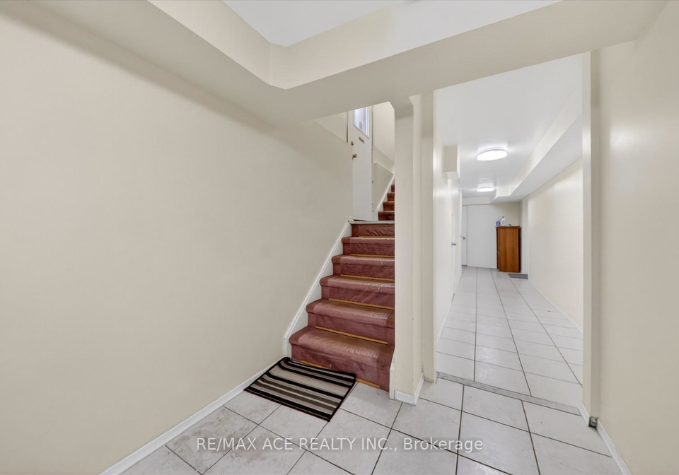 83-ward-avenue-hamilton-ontario-x13739136