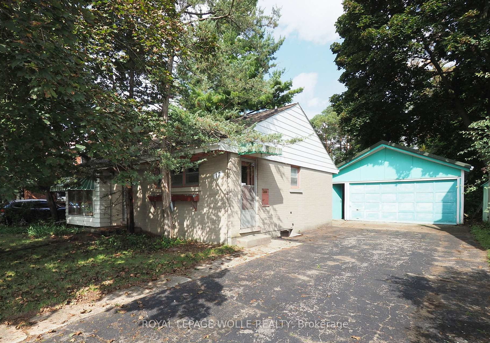 12-oakwood-avenue-kitchener-ontario-x13739230